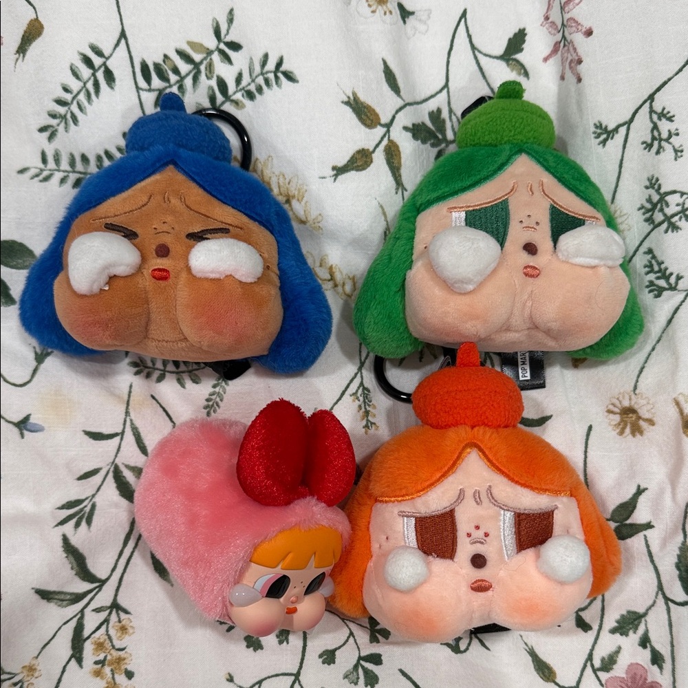 (1) crybaby popmart plush pendant